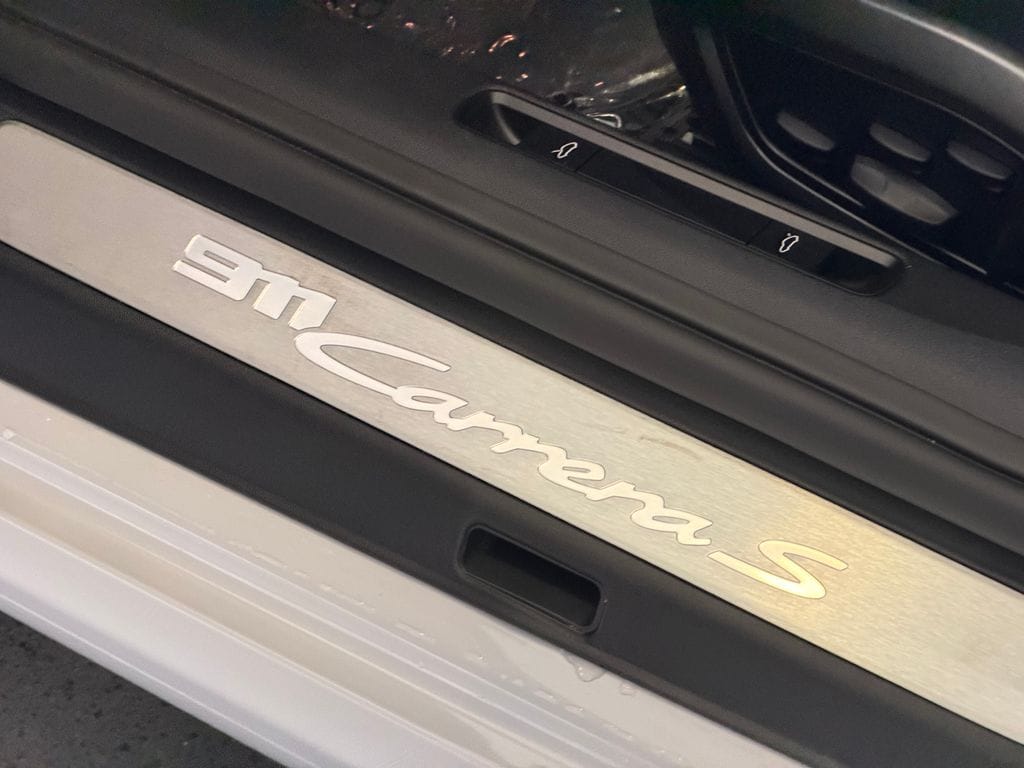 2026 Porsche 911 S - Photo 23