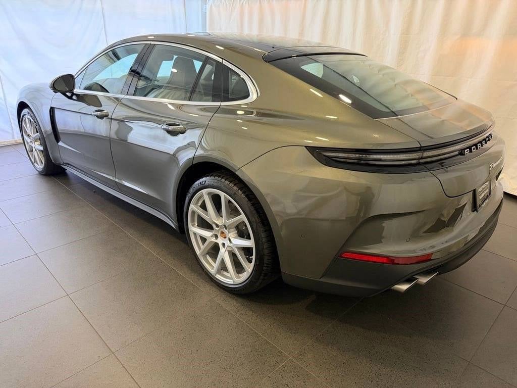 New 2026 Porsche Panamera 4 Hatchback