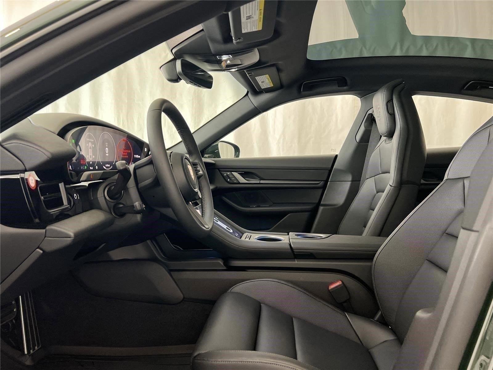 2026 Porsche Taycan Base - Photo 5