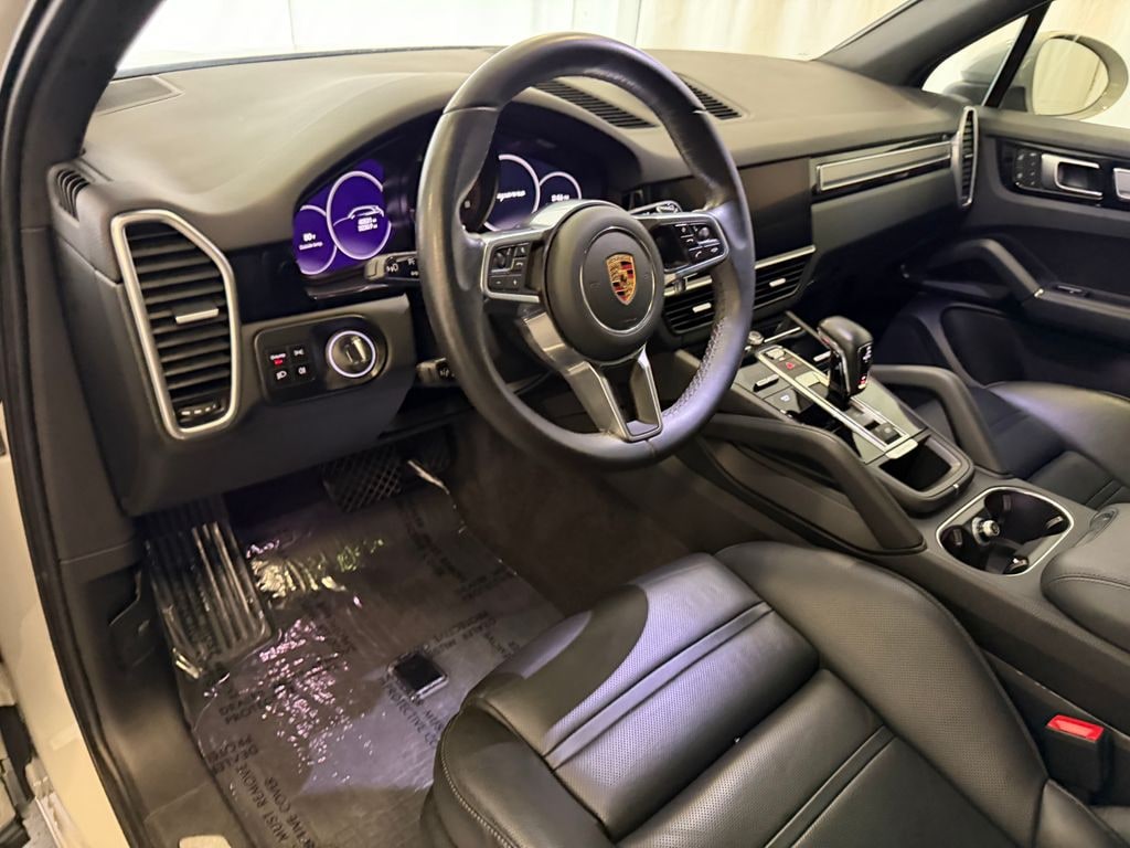 Certified 2023 Porsche Cayenne Platinum Edition SUV