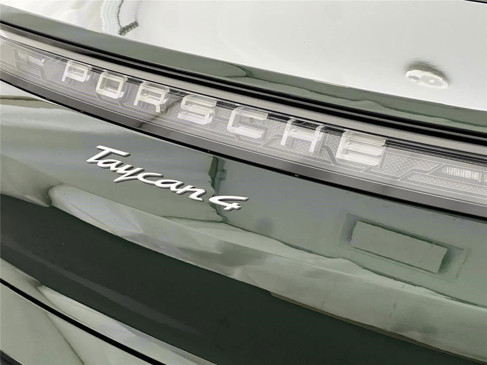 2026 Porsche Taycan Base - Photo 25