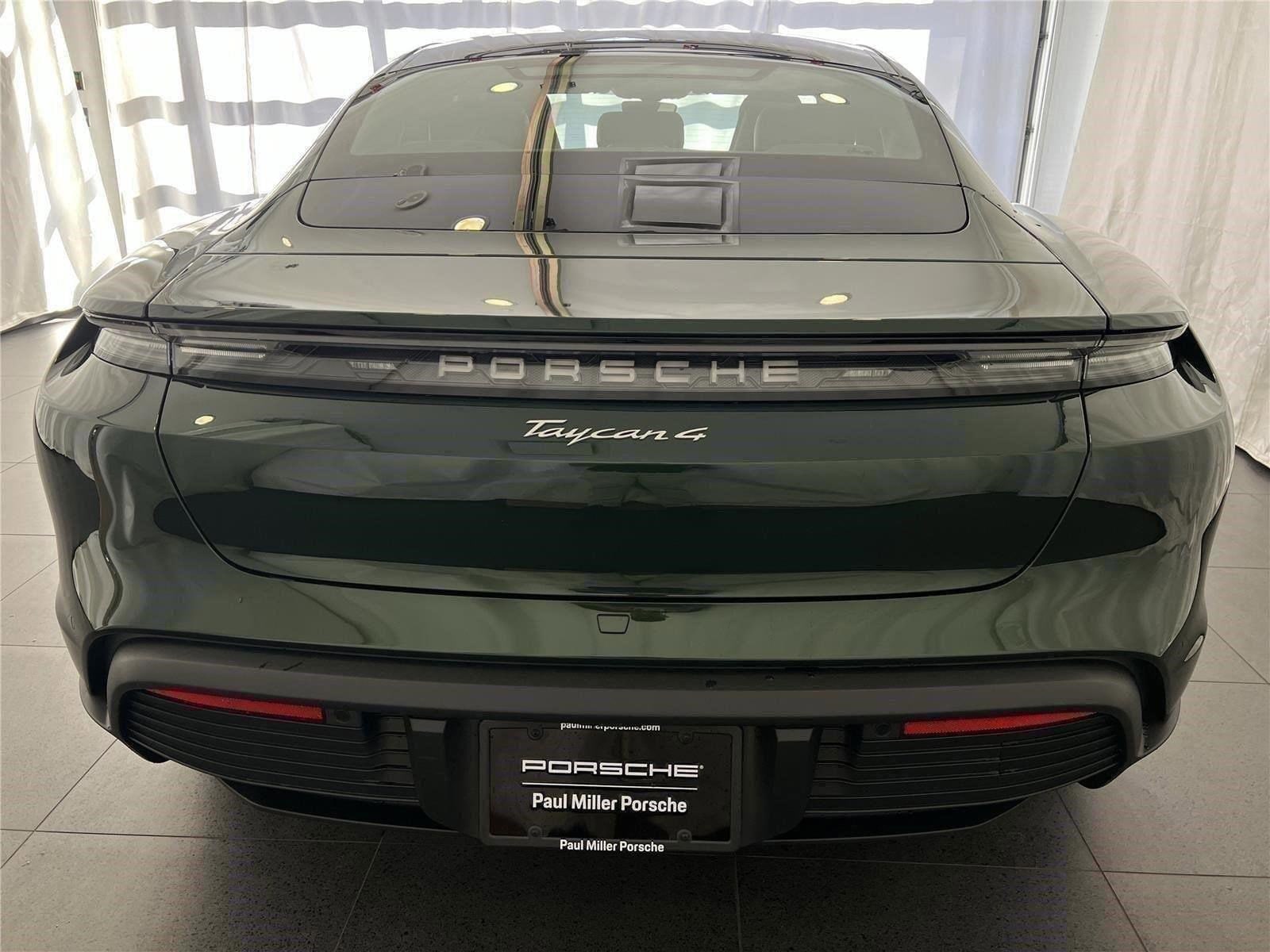 2026 Porsche Taycan Base - Photo 8