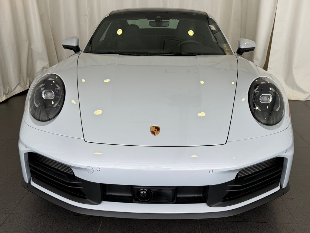 2026 Porsche 911 S - Photo 6