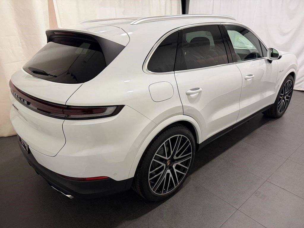 2026 Porsche Cayenne E-Hybrid - Photo 8