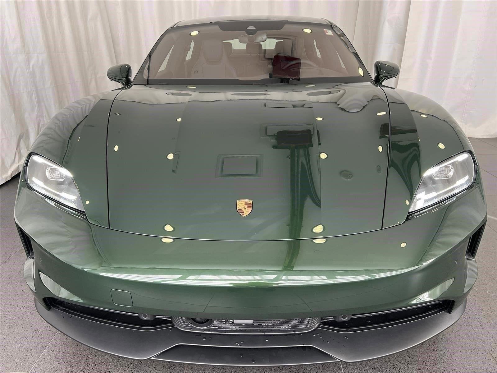 2026 Porsche Taycan Base - Photo 6