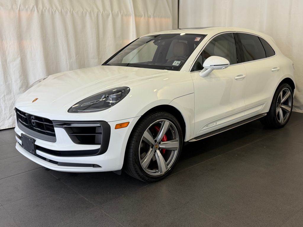 2023 Porsche Macan
