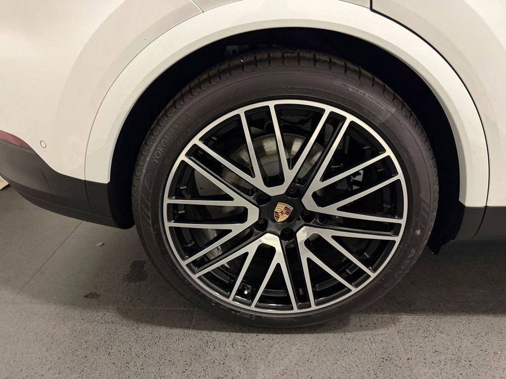 2026 Porsche Cayenne E-Hybrid - Photo 11