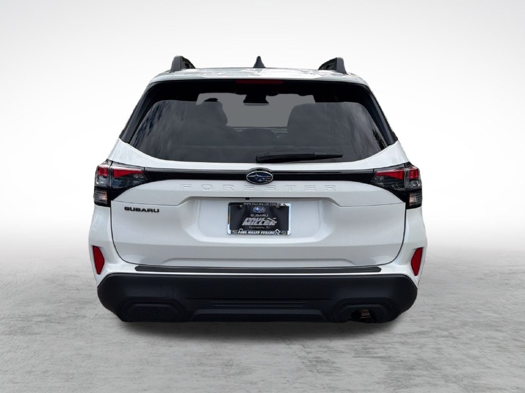 2026 Subaru Forester Premium - Photo 7