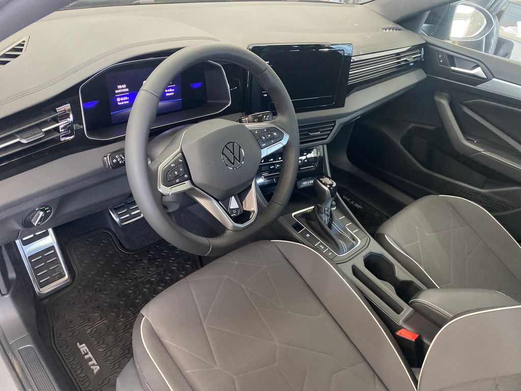 2026 Volkswagen Jetta Sport - Photo 13
