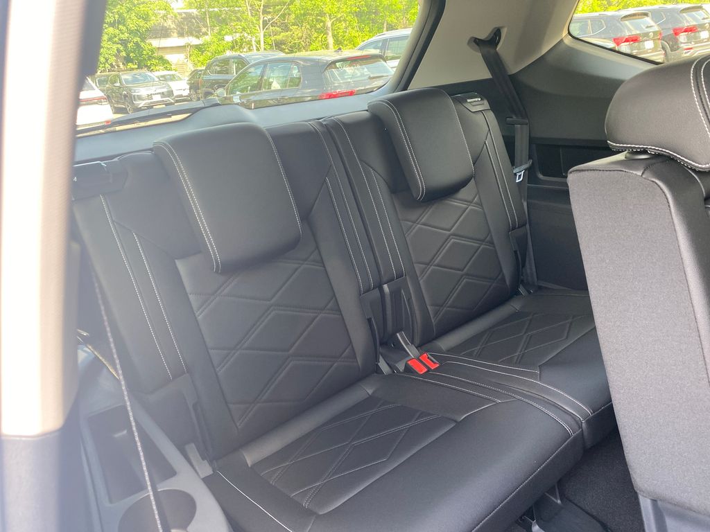 2026 Volkswagen Atlas SE w/Tech - Photo 24