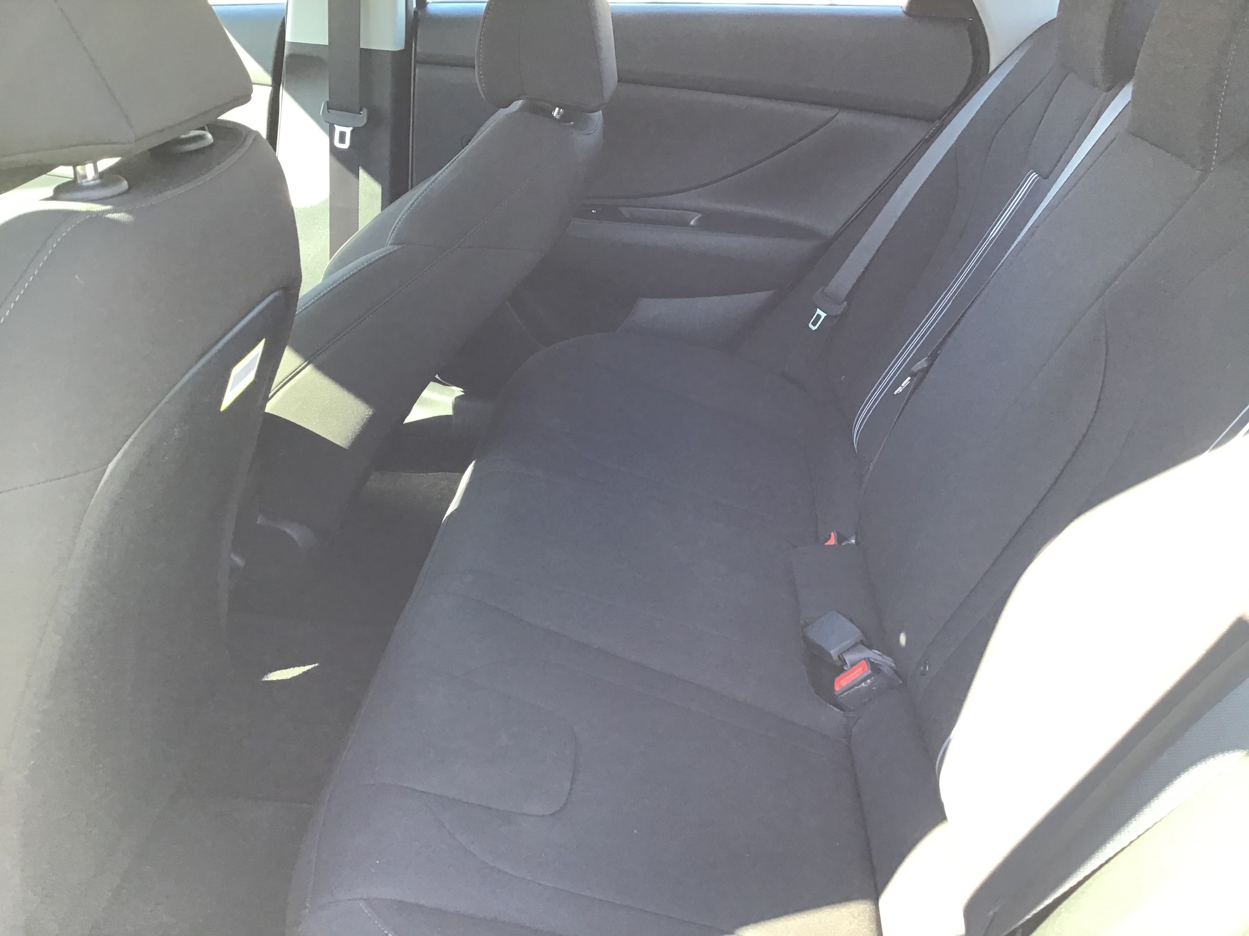 2025 Hyundai Elantra Blue - Photo 16