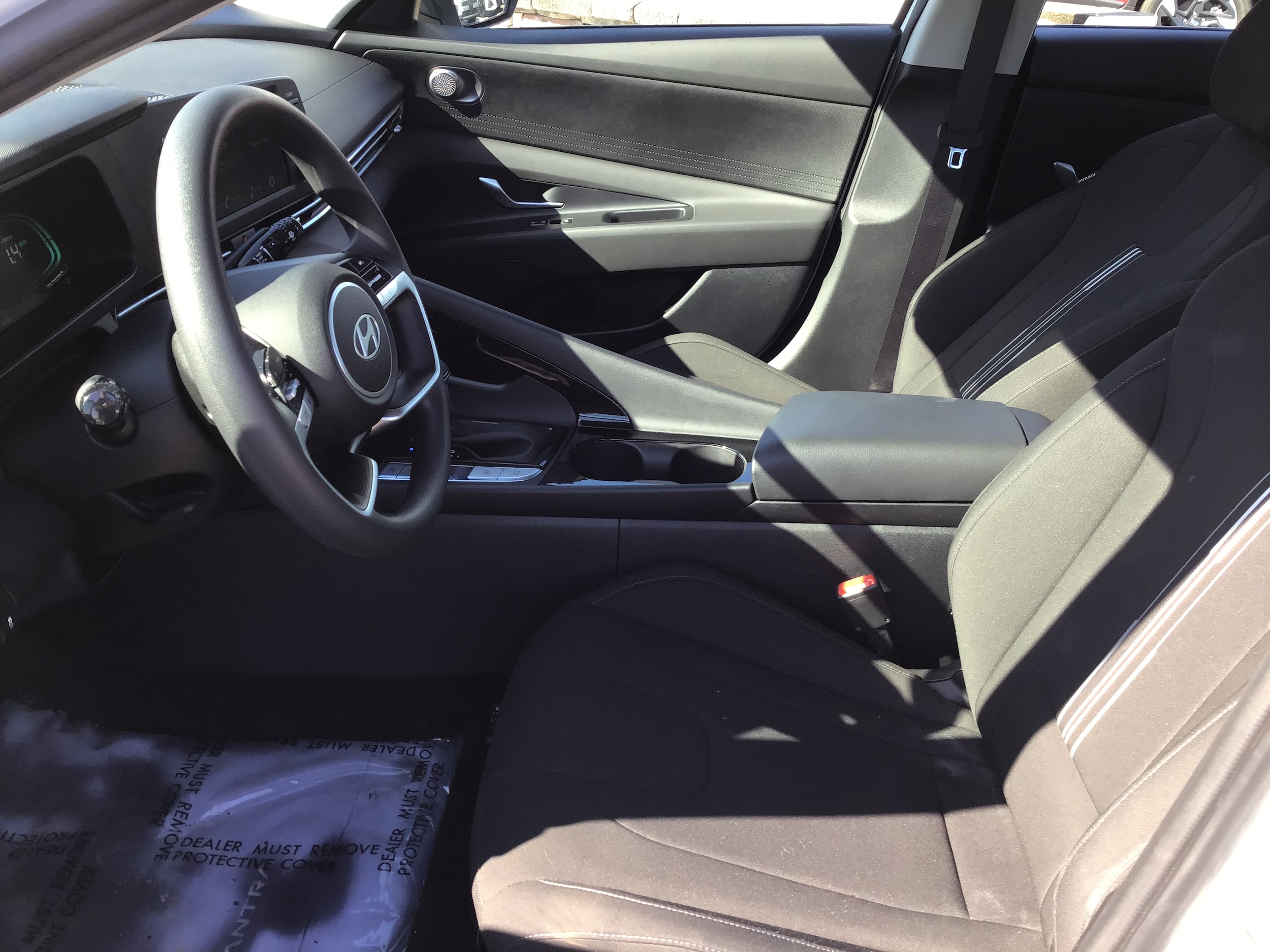 2025 Hyundai Elantra Blue - Photo 15