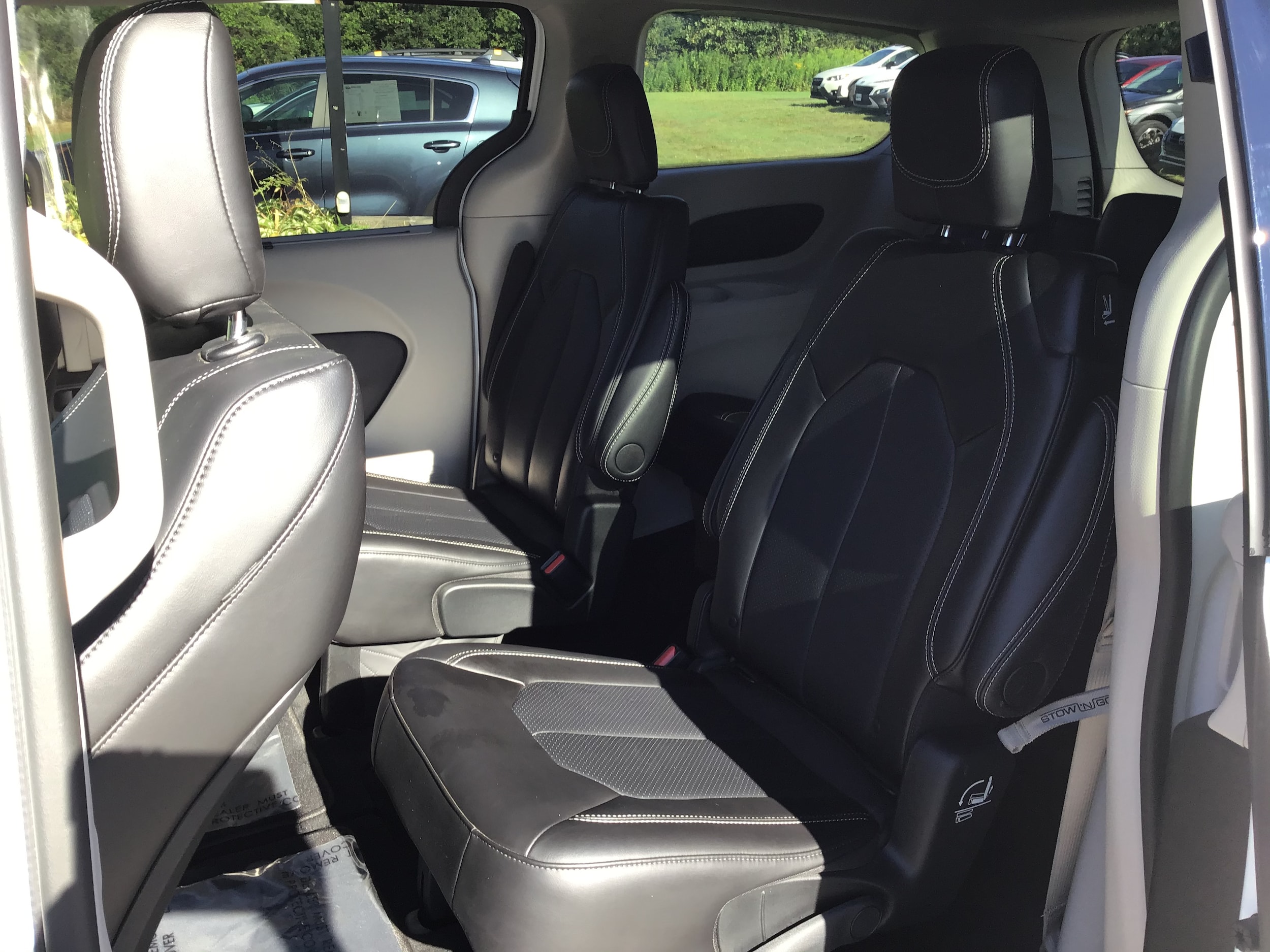 2024 Chrysler Pacifica Touring L - Photo 16