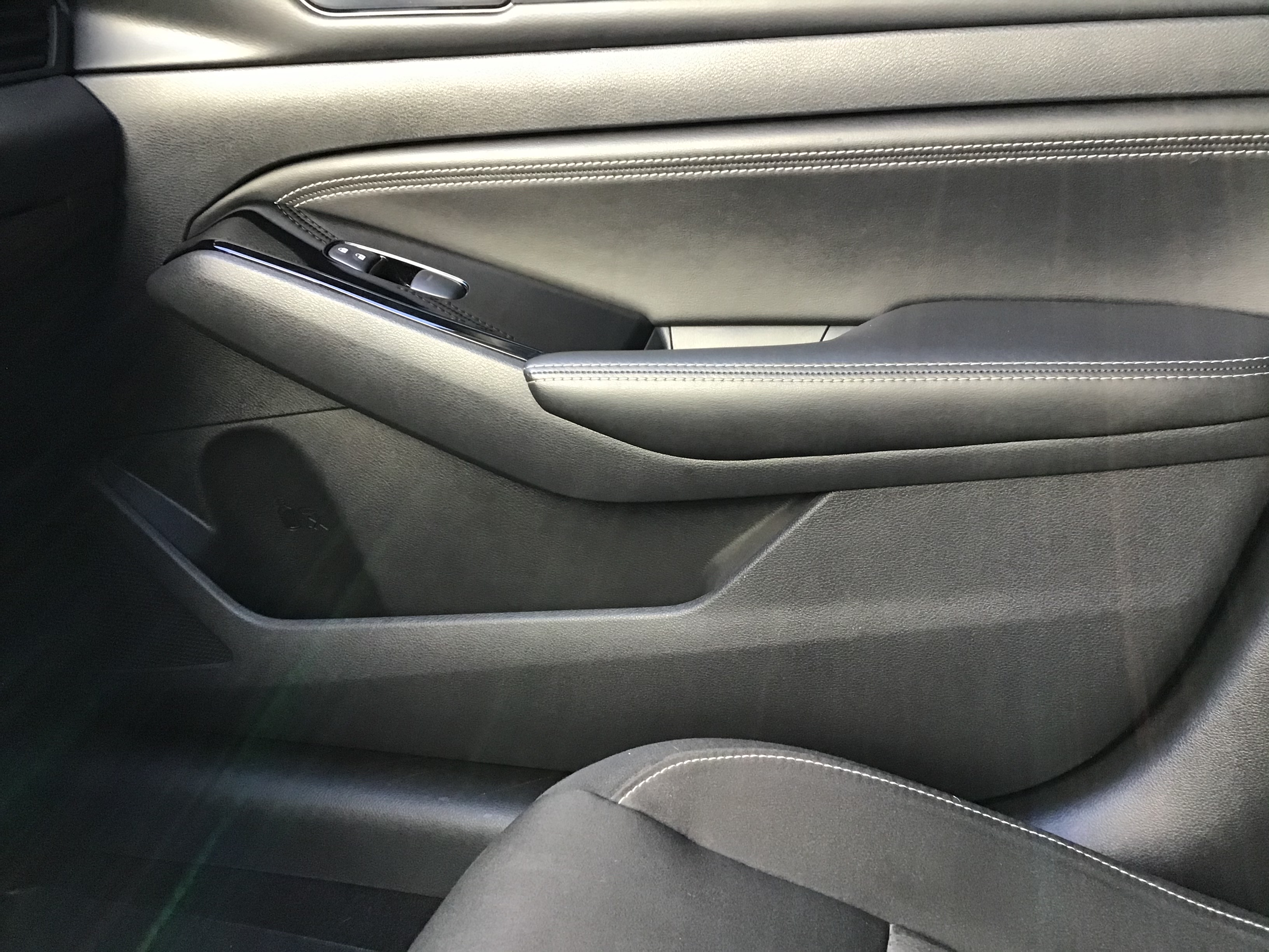 2023 Nissan Altima SV - Photo 14