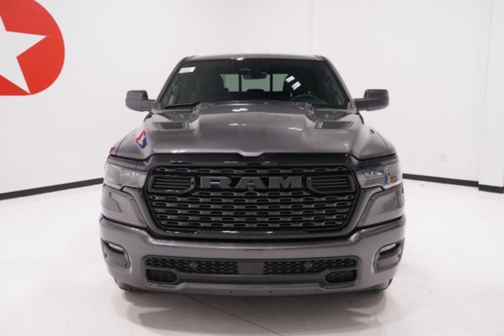 New 2027 Ram 1500 EXPRESS CREW CAB 4X4 5'7 BOX Pickup