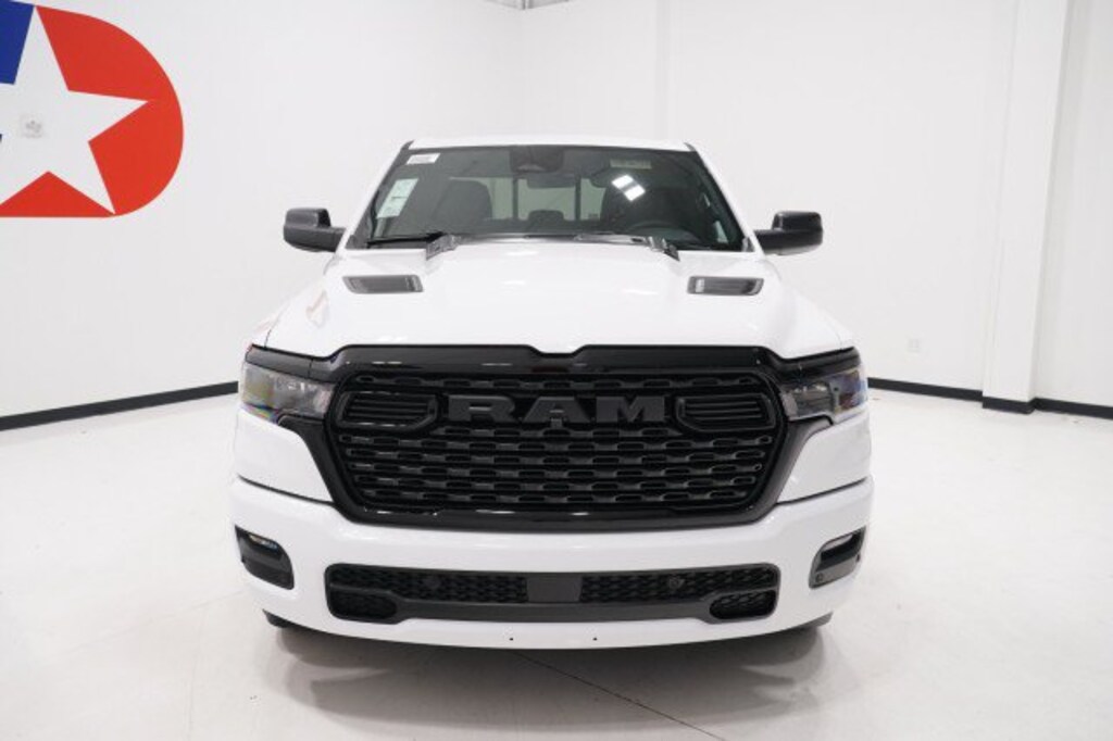 New 2027 Ram 1500 EXPRESS CREW CAB 4X4 5'7 BOX Pickup