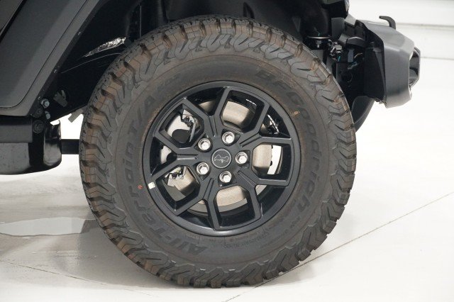 New 2027 Jeep Wrangler 4-DOOR WILLYS Sport Utility
