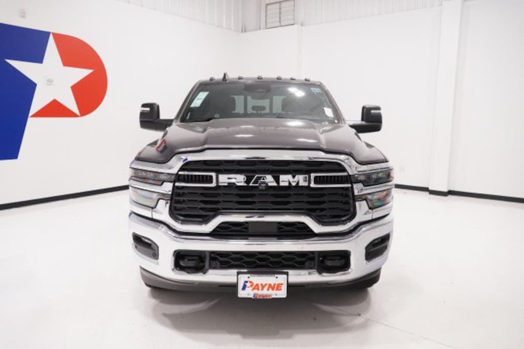 New 2027 Ram 3500 TRADESMAN CREW CAB 4X4 8' BOX Pickup