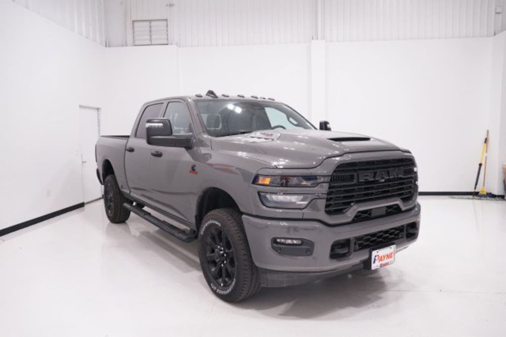New 2027 Ram 2500 BLACK EXPRESS CREW CAB 4X4 6'4 BOX Pickup