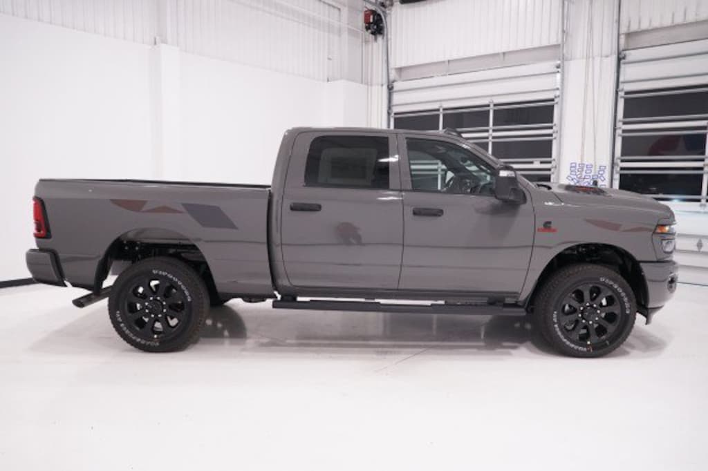 New 2027 Ram 2500 BLACK EXPRESS CREW CAB 4X4 6'4 BOX Pickup