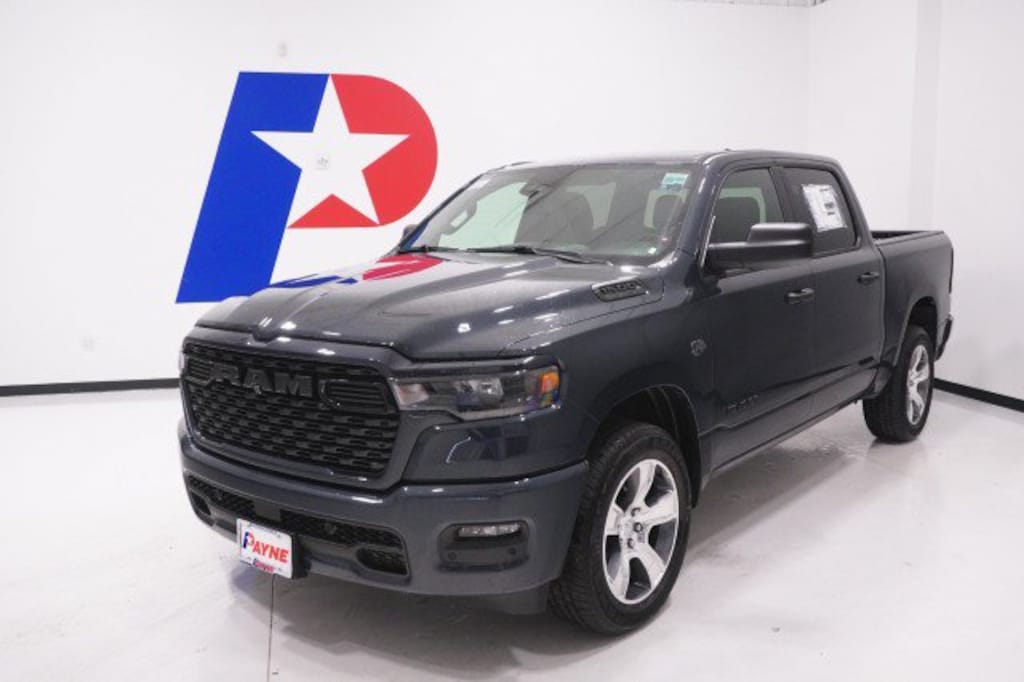 New 2027 Ram 1500 EXPRESS CREW CAB 4X2 5'7 BOX Pickup