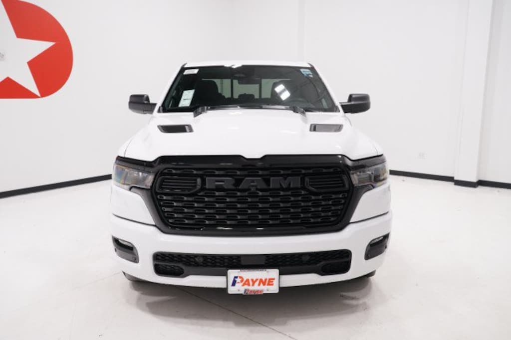 New 2027 Ram 1500 EXPRESS CREW CAB 4X4 5'7 BOX Pickup