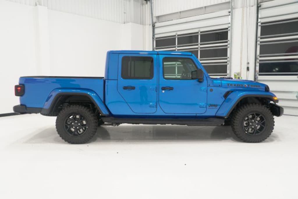 New 2026 Jeep Gladiator TEXAS TRAIL 4X4 Pickup