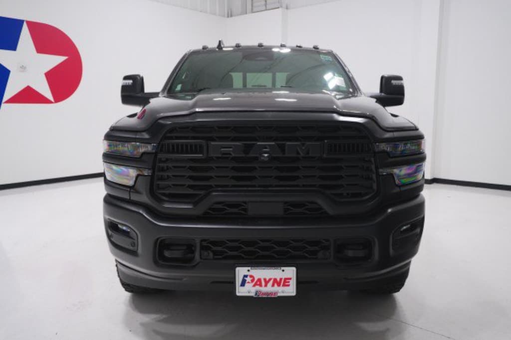 New 2027 Ram 2500 WARLOCK CREW CAB 4X4 6'4 BOX Pickup