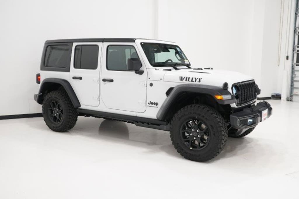 New 2026 Jeep Wrangler 4-DOOR WILLYS Sport Utility