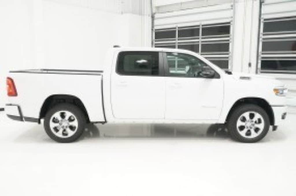 New 2026 Ram 1500 LONE STAR CREW CAB 4X2 5'7 BOX Pickup