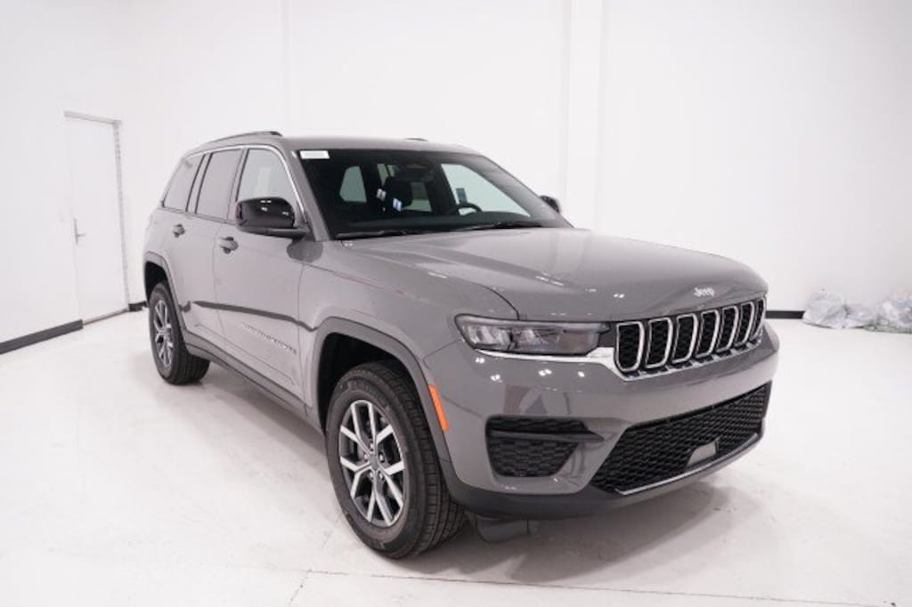 New 2027 Jeep Grand Cherokee LAREDO X 4X2 Sport Utility