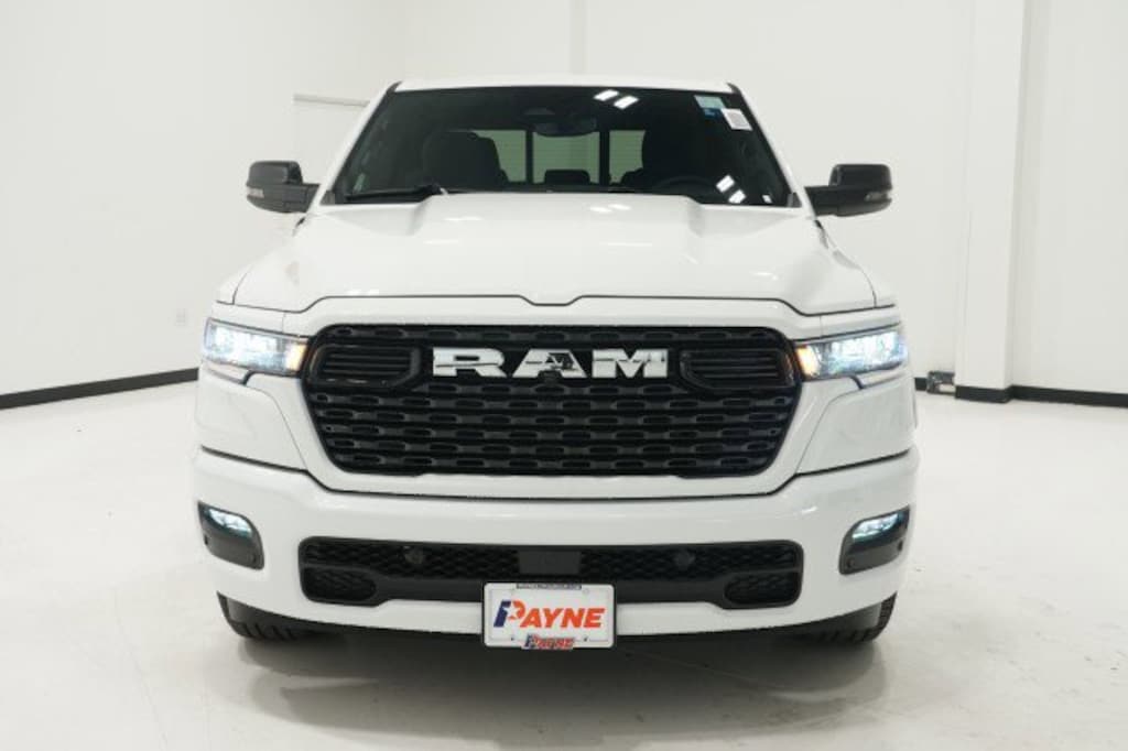 New 2026 Ram 1500 LONE STAR CREW CAB 4X2 5'7 BOX Pickup