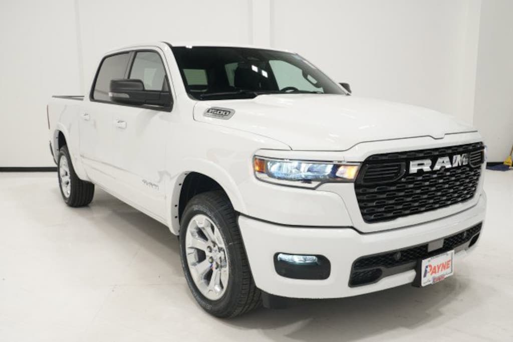 New 2026 Ram 1500 LONE STAR CREW CAB 4X2 5'7 BOX Pickup