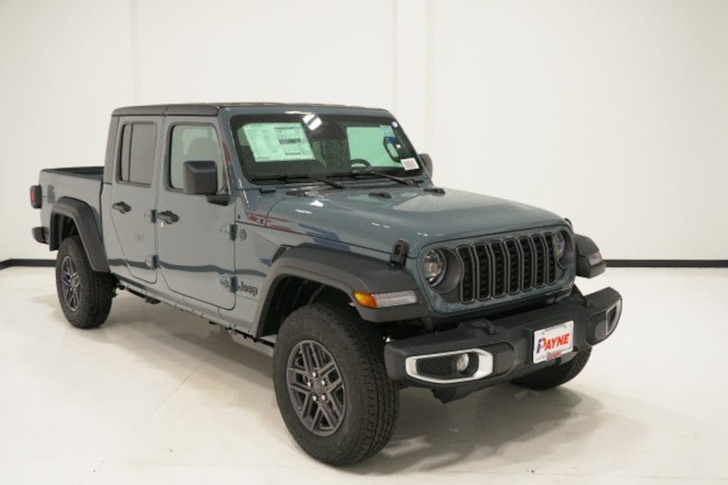 New 2026 Jeep Gladiator SPORT S 4X4 Pickup