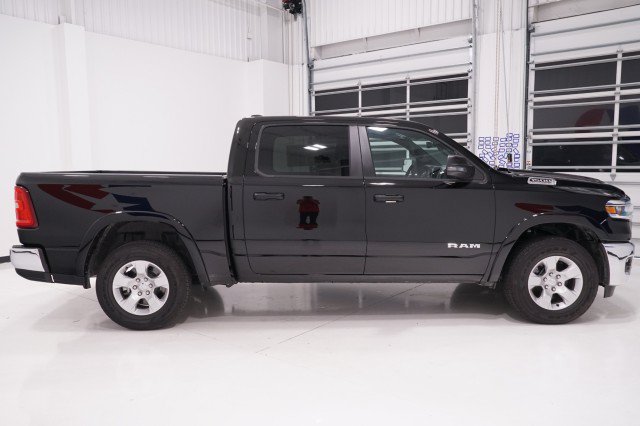 New 2026 Ram 1500 LONE STAR CREW CAB 4X4 5'7 BOX Pickup