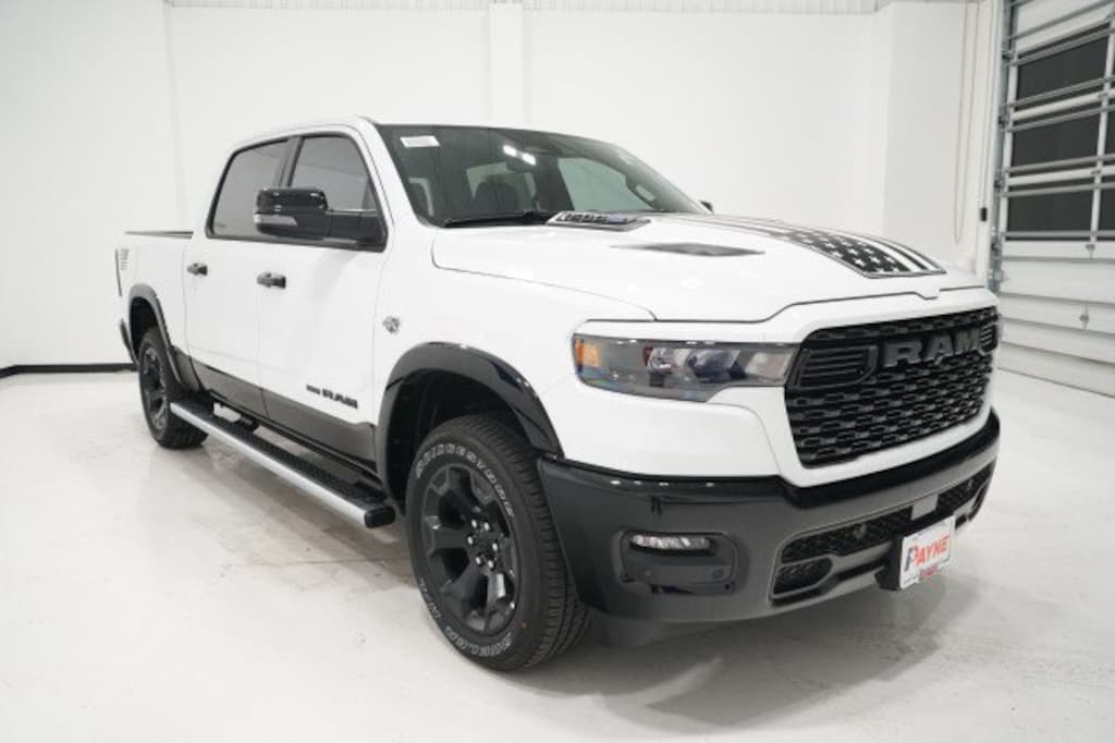 New 2026 Ram 1500 LONE STAR CREW CAB 4X4 5'7 BOX Pickup