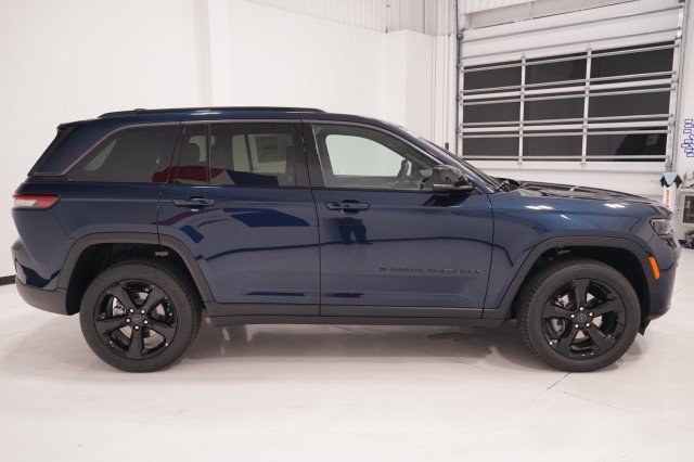 New 2027 Jeep Grand Cherokee LIMITED 4X2 Sport Utility