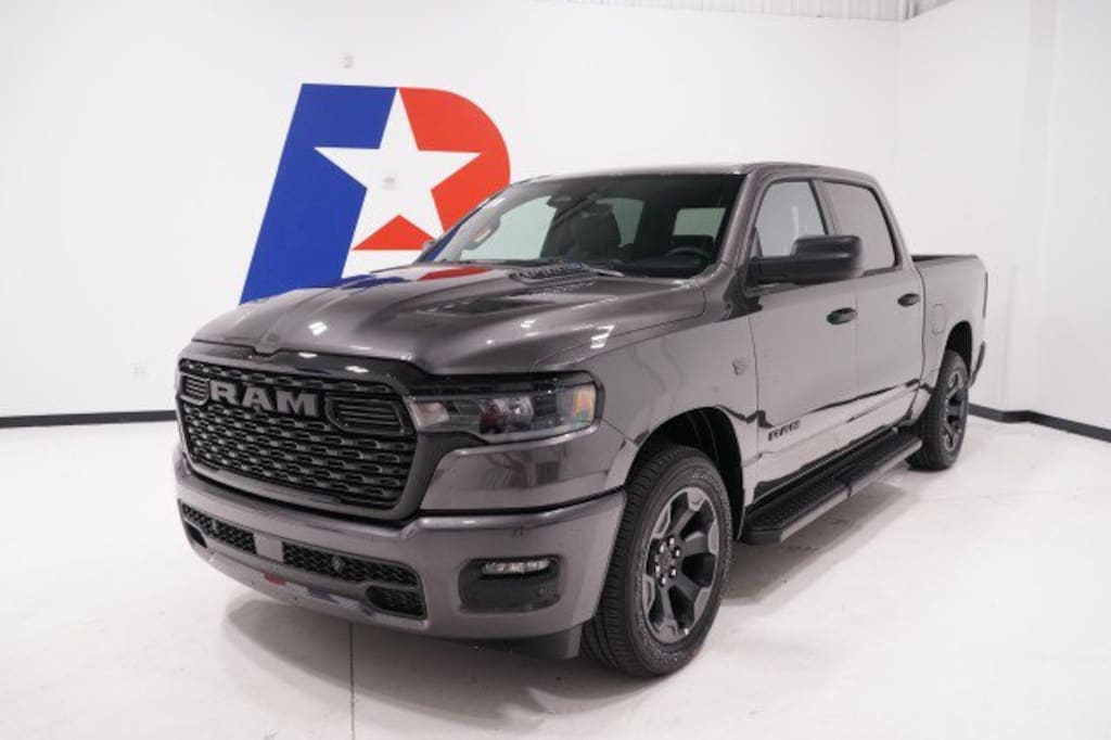 New 2027 Ram 1500 EXPRESS CREW CAB 4X4 5'7 BOX Pickup