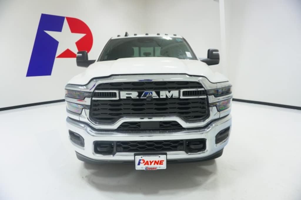 New 2027 Ram 3500 TRADESMAN CREW CAB 4X4 8' BOX Pickup