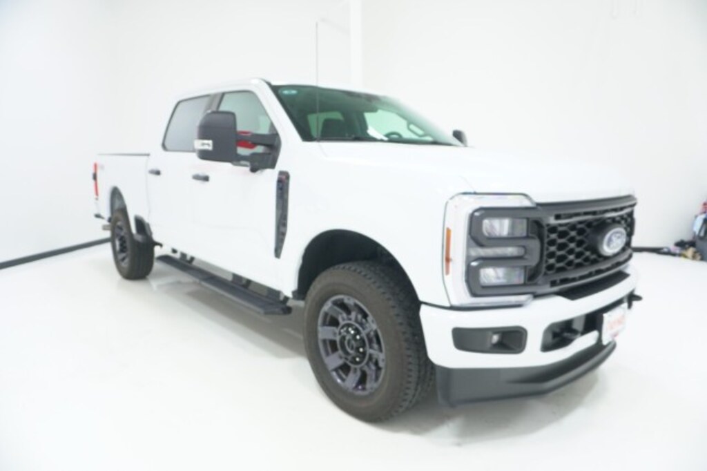Used 2025 Ford Super Duty F-250 SRW XLT Pickup Truck