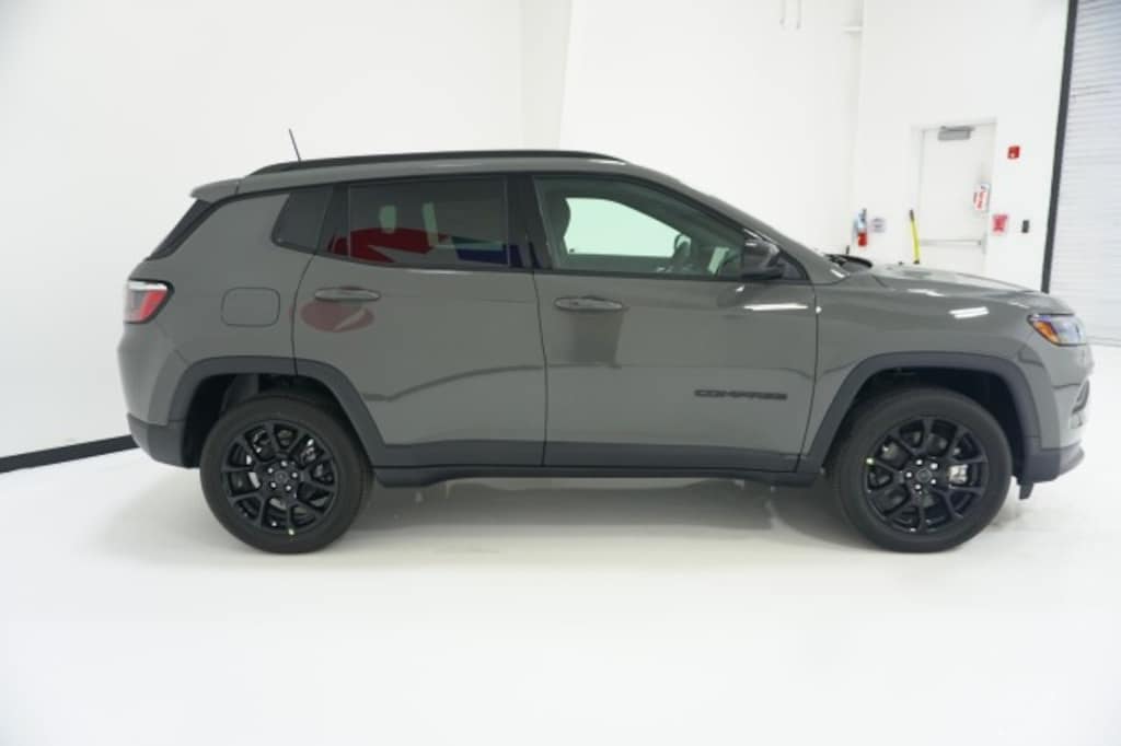 New 2026 Jeep Compass LATITUDE ALTITUDE 4X4 Sport Utility