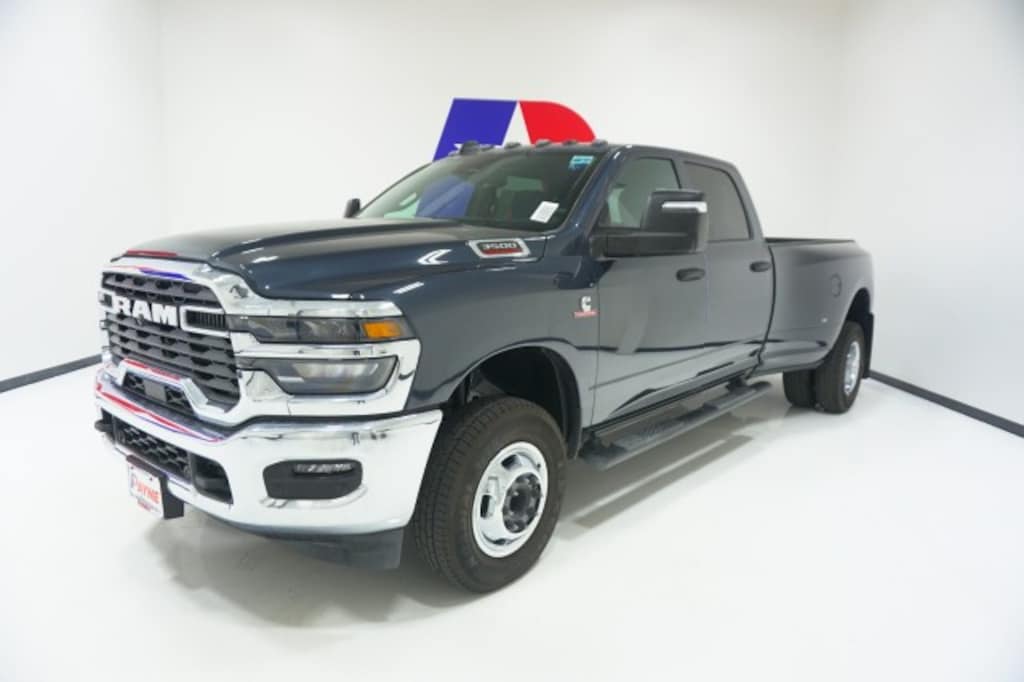 New 2027 Ram 3500 TRADESMAN CREW CAB 4X4 8' BOX Pickup