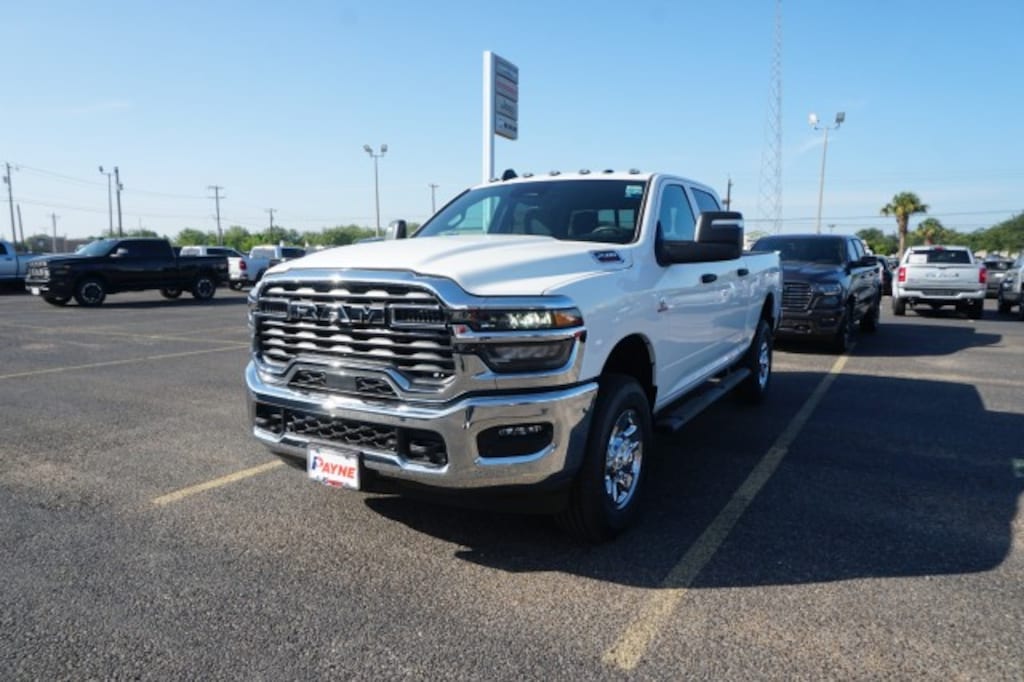 New 2026 Ram 2500 TRADESMAN CREW CAB 4X4 6'4 BOX Pickup
