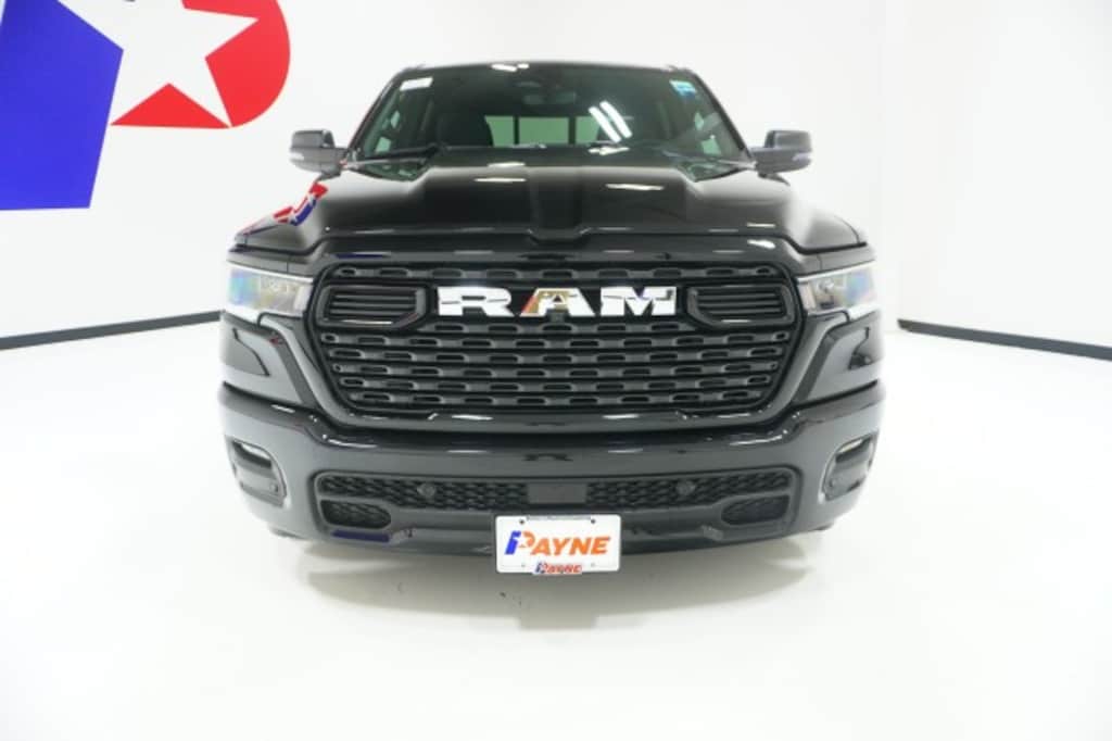 New 2026 Ram 1500 LONE STAR CREW CAB 4X2 5'7 BOX Pickup