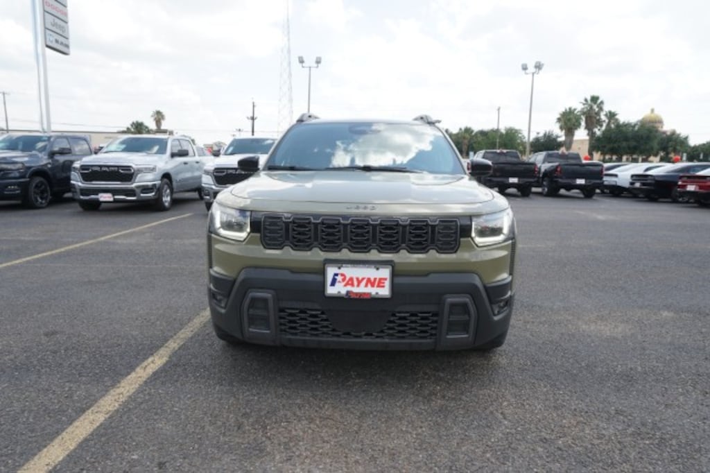 New 2026 Jeep Cherokee LAREDO 4X4 Sport Utility