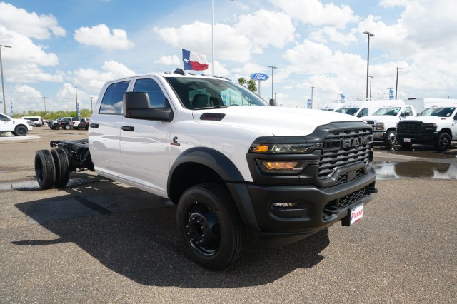 New 2027 Ram 5500 Chassis Cab TRADESMAN CREW 4X4 84' CA Pickup