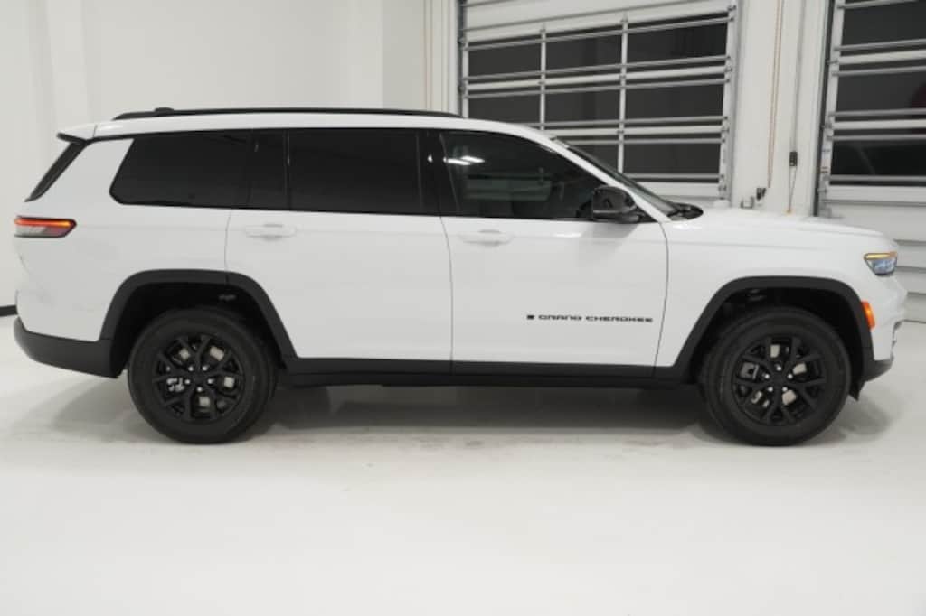 Used 2025 Jeep Grand Cherokee L Altitude X SUV