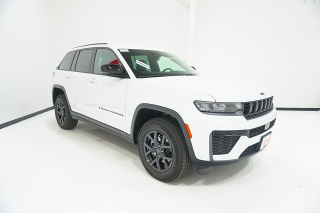 New 2027 Jeep Grand Cherokee LAREDO ALTITUDE 4X2 Sport Utility