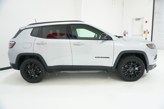 New 2026 Jeep Compass LATITUDE ALTITUDE 4X4 Sport Utility