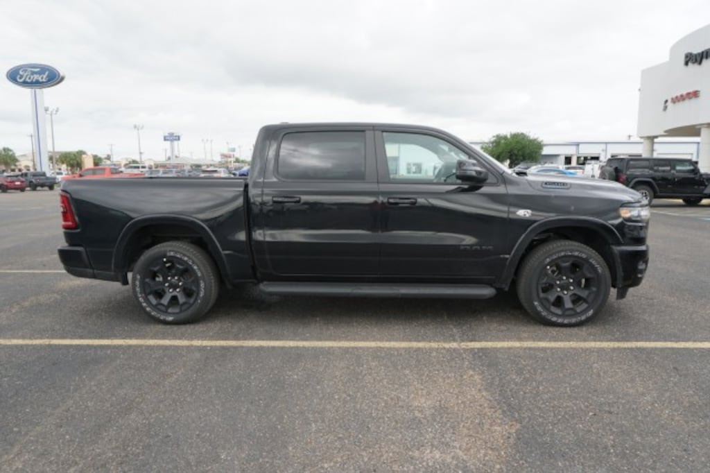 New 2026 Ram 1500 LONE STAR CREW CAB 4X4 5'7 BOX Pickup
